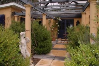 Le Petit Palais Villas - Accommodation Brisbane 1