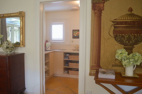 Athelney Cottage - Accommodation Brisbane 0