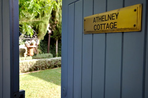 Athelney Cottage - Accommodation Brisbane 5