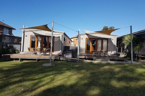 Bentley Waterfront Motel & Cottages - Accommodation Brisbane 3
