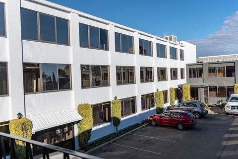 Astor Inn - Accommodation Brisbane 1