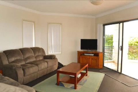 The Breakers Yamba - Accommodation Brisbane 4