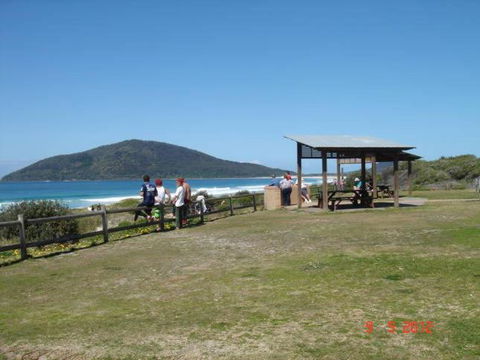 The Beach Townhouse - Accommodation Brisbane 4