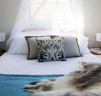Wines for Joanie Cottage - Accommodation Brisbane