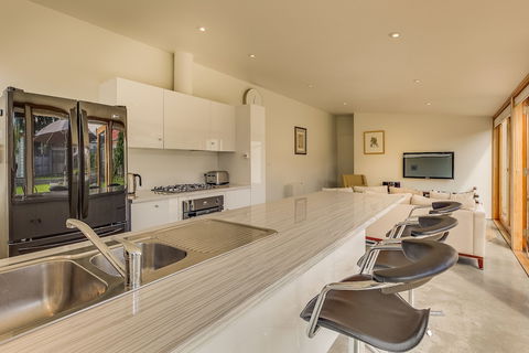 Brampton Cottage - Accommodation Brisbane 3