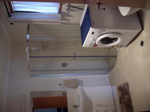 Jackos Holiday Cabins - Accommodation Brisbane 5