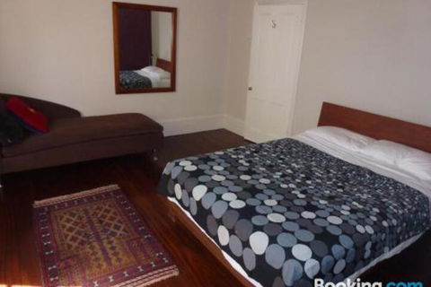 The Russell House - Accommodation Brisbane 4