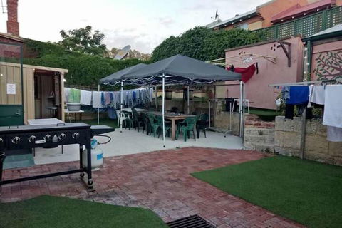 Wickham Retreat Backpackers - Accommodation Brisbane 6