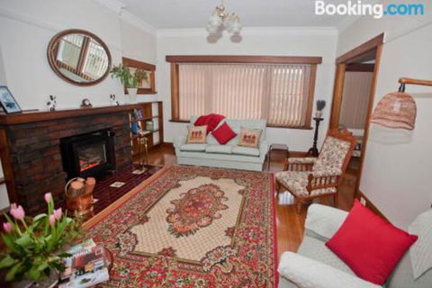 Hillside Cottage - Accommodation Brisbane 6