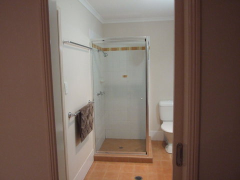 Lake Barra Cottages - Accommodation Brisbane 3