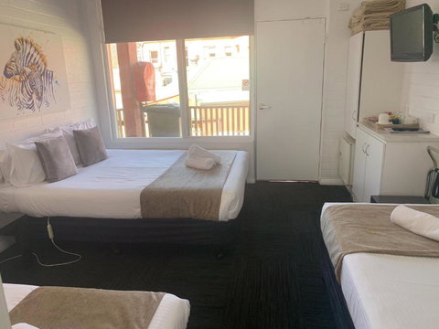 Alpine Hotel Bright - Accommodation Brisbane 4