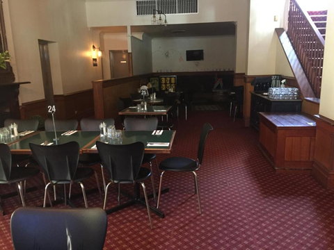 Alpine Hotel Bright - Accommodation Brisbane 3