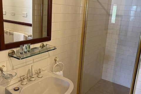 CBC Bed & Breakfast & Cafe - Accommodation Brisbane 7