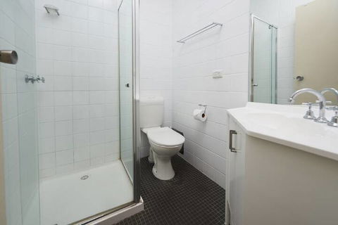 Abom Hotel - Accommodation Brisbane 3