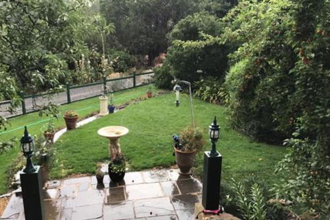 The Olde Devonshire House - Accommodation Brisbane 5