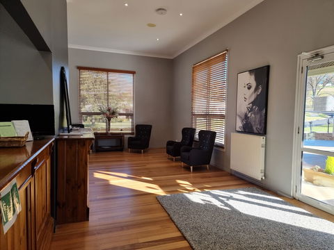 Tumbarumba Motel & Elms Restaurant - Accommodation Brisbane 6