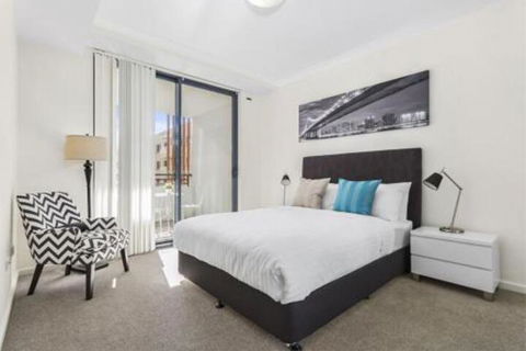 Astra Apartments Liverpool - Accommodation Brisbane 4