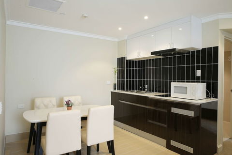 Best Western Plus Hotel Diana - Accommodation Brisbane 5