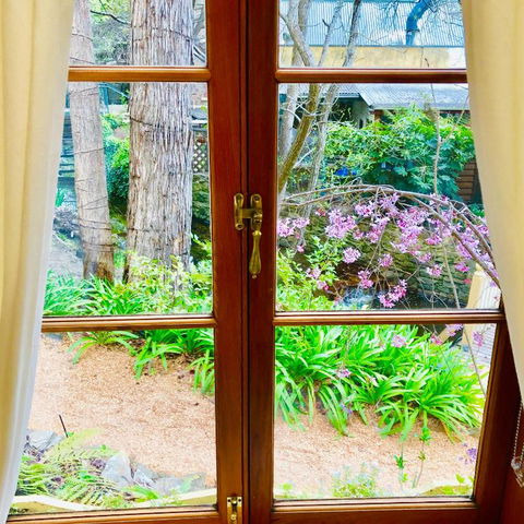 Aldgate Creek Cottage Bed & Breakfast - Accommodation Brisbane 6