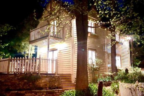 Aldgate Creek Cottage Bed & Breakfast - Accommodation Brisbane 0