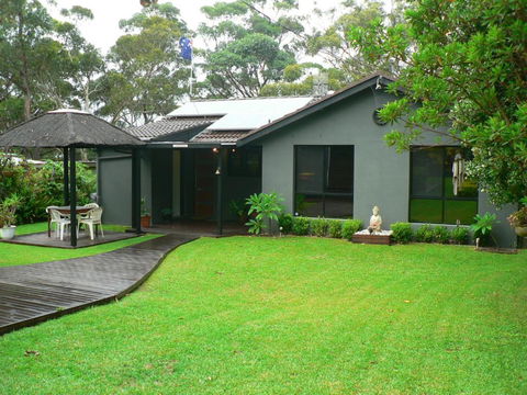 Waterfront Jervis Bay Escape Cooinda - Accommodation Brisbane 2