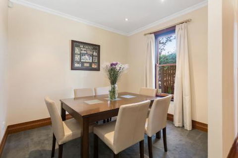 100 On South Callan Apartments - Accommodation Brisbane 1