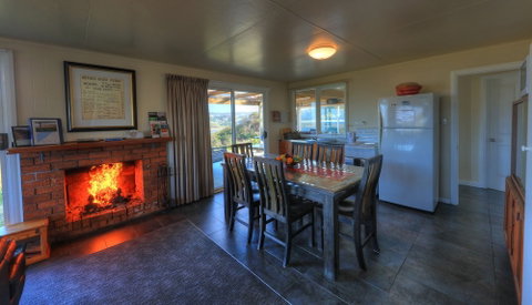 Arthur River Spa Cottage - Accommodation Brisbane 1