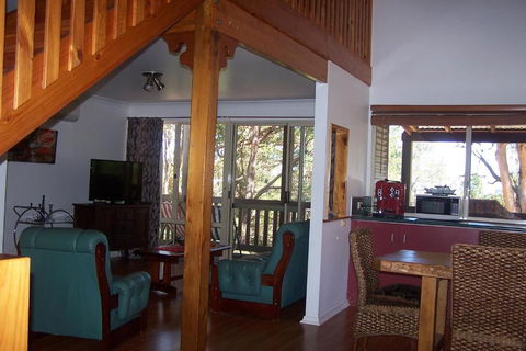 Tall Timbers At Youngs - Accommodation Brisbane 5