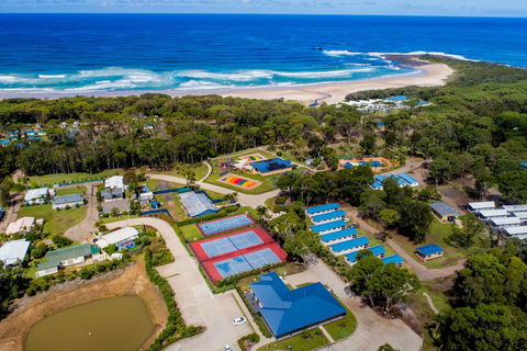 BIG4 Tasman Holiday Parks - Racecourse Beach - Accommodation Brisbane 1