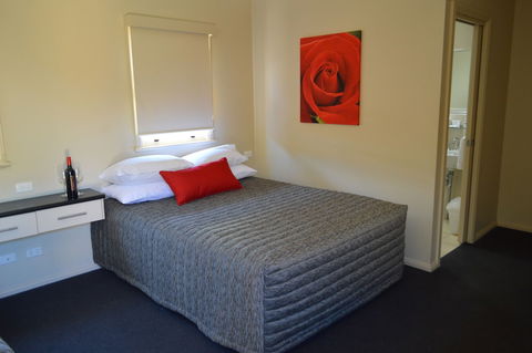 Prince Of Wales Motel - Accommodation Brisbane 2
