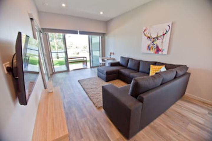 Miandetta TAS Accommodation Brisbane