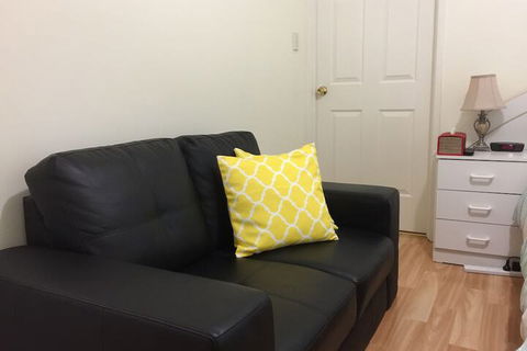 The Royal Dolphin B&B In Safety Bay - Accommodation Brisbane 4