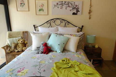 Down To Earth Farm Retreat - Accommodation Brisbane 5