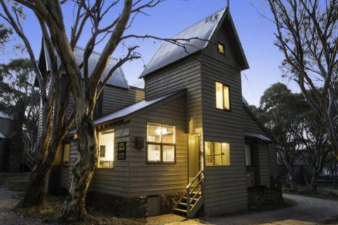 Gundy Lodge - Accommodation Brisbane 0
