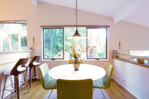 Treetop Stay - Accommodation Brisbane 1