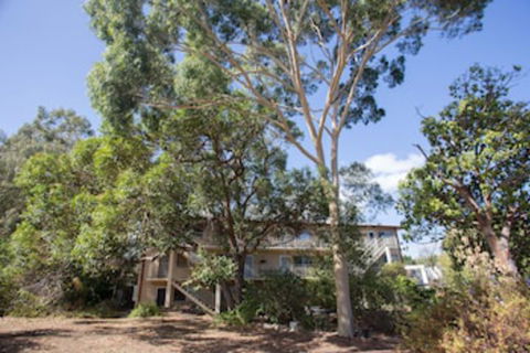 The Blue Door Villa - Accommodation Brisbane 0