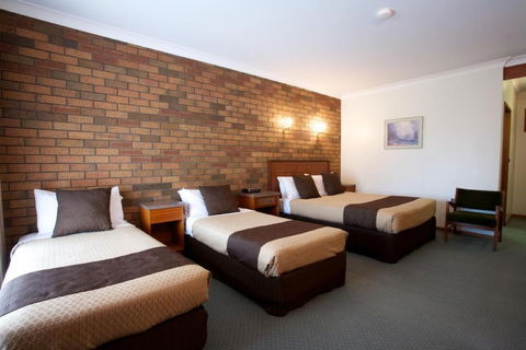 Golden Grain Motor Inn - Accommodation Brisbane 2