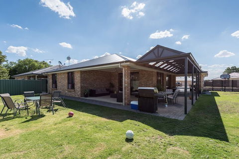 Barossa Family Holiday Home - Accommodation Brisbane 2