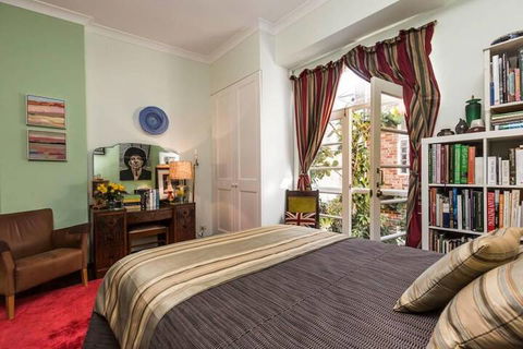 Historic Cottage - Accommodation Brisbane 3