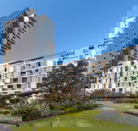 Meriton Suites Zetland - Accommodation Brisbane