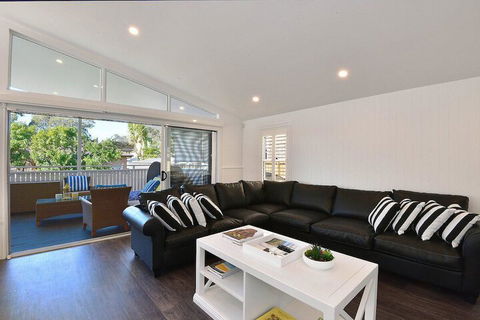 Margarets Hamptons Cottage - Accommodation Brisbane 4