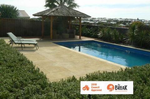 La Mer Home With A Pool - Accommodation Brisbane 4