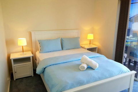 Caravel Beach House Mandurah - Accommodation Brisbane 2