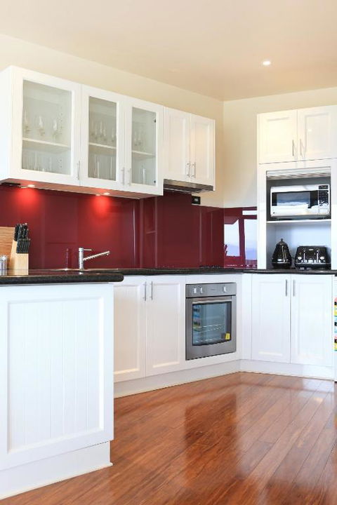 The Red Stag - Accommodation Brisbane 1
