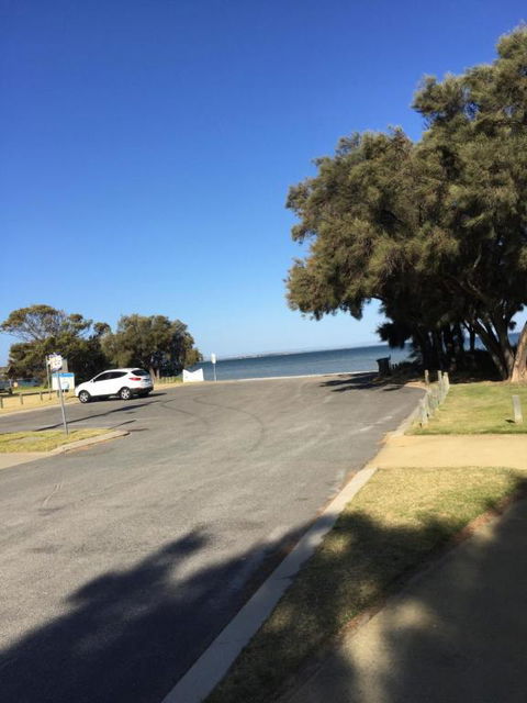 Falcon Bay 4x4 Townhouse - Accommodation Brisbane 5