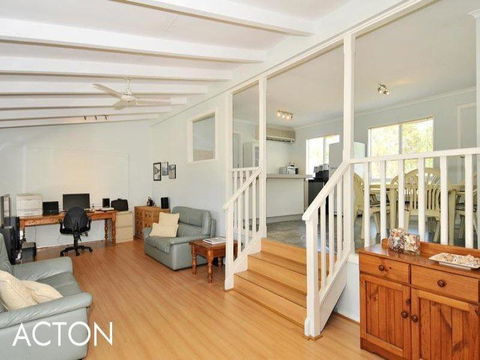 Amazing River House - Accommodation Brisbane 4