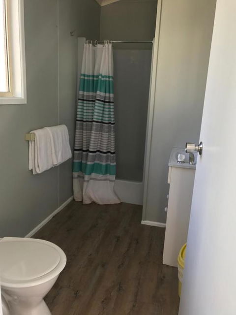 Kingfisher Caravan Park - Accommodation Brisbane 4