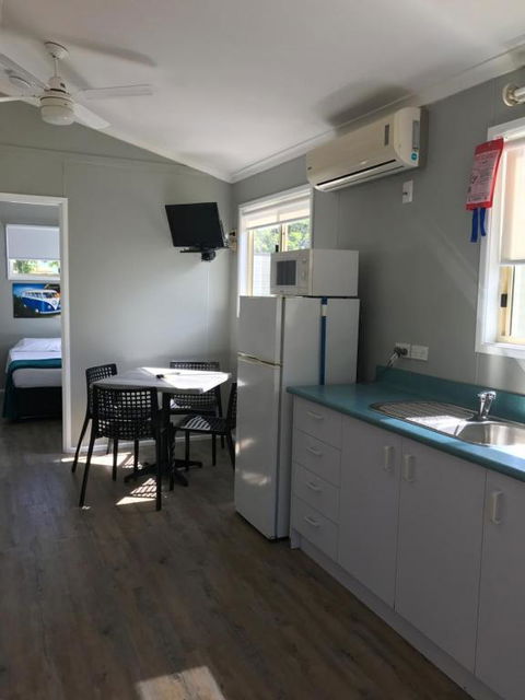 Kingfisher Caravan Park - Accommodation Brisbane 2