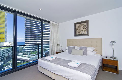 The Oracle Resort Broadbeach - GCLR - Accommodation Brisbane 3