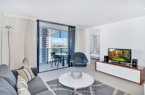 The Oracle Resort Broadbeach - GCLR - Accommodation Brisbane 2
